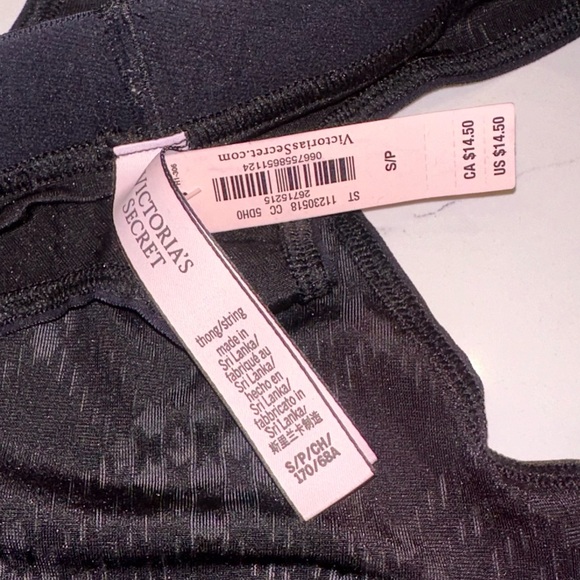 Victoria’s Secret Black Thong 🖤 - Picture 3 of 4